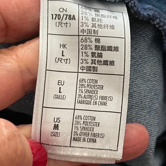 Disney Parks Mickey Mouse Denim Jeans Short Overalls Size M JUNIORS - Picture 6 of 9